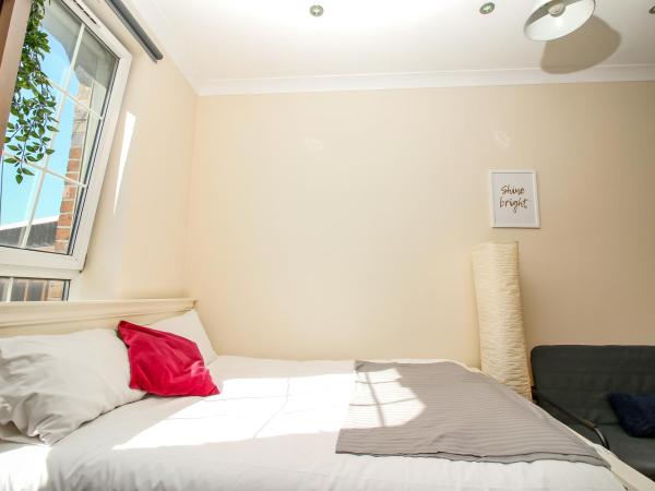 Private en-suite Room @ Liverpool street, Brick Ln : photo 5 de la chambre chambre double deluxe