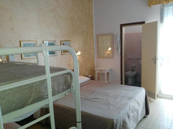 Hotel Marittimo : photo 3 de la chambre chambre quadruple
