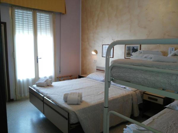 Hotel Marittimo : photo 5 de la chambre chambre quadruple