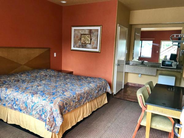 Camino Real Motel : photo 2 de la chambre chambre lit king-size - non-fumeurs