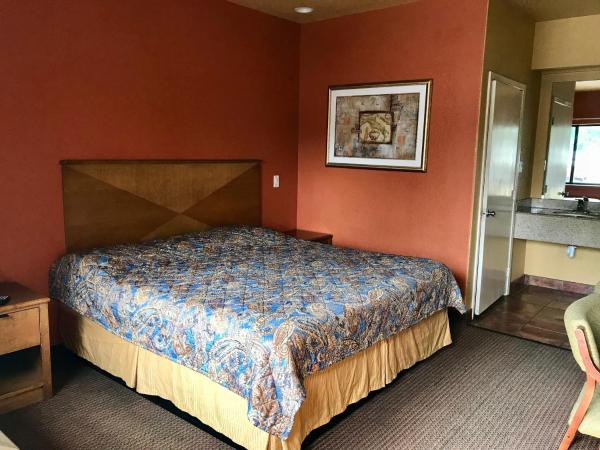 Camino Real Motel : photo 3 de la chambre chambre lit king-size - non-fumeurs