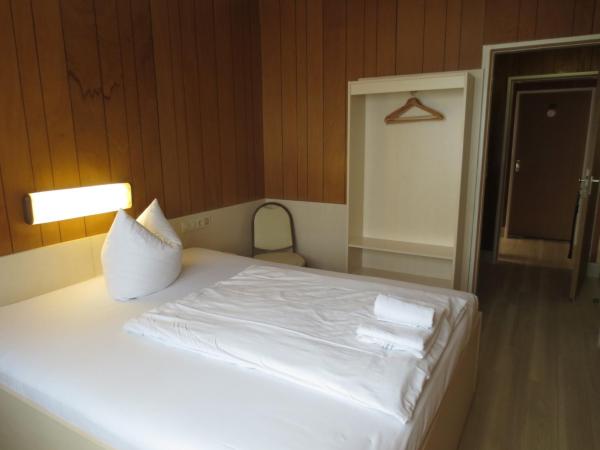 Central-Hotel Tegel : photo 4 de la chambre chambre simple