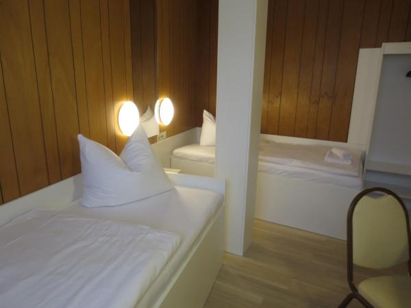 Central-Hotel Tegel : photo 2 de la chambre chambre double standard