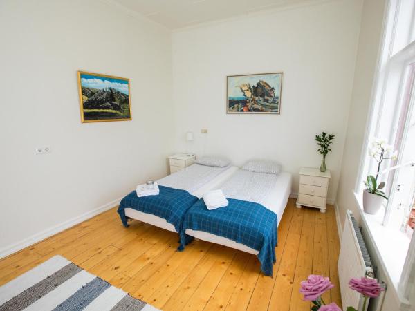 Central Guesthouse Reykjavík : photo 8 de la chambre chambre triple