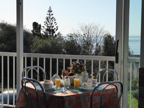 Hotel Cyrnea : photo 3 de la chambre chambre double - vue sur mer