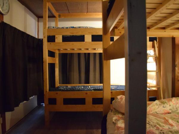 Guest house SHIE SHIMI : photo 5 de la chambre lit dans dortoir pour femmes de 4 lits