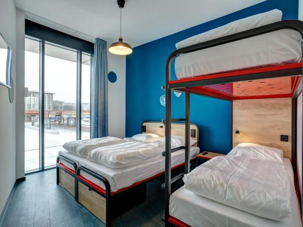 MEININGER Hotel Amsterdam Amstel : photo 1 de la chambre chambre triple
