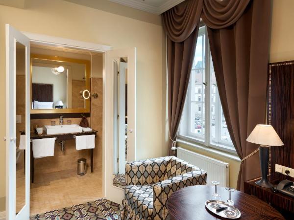 Grandezza Hotel Luxury Palace : photo 3 de la chambre chambre deluxe double ou lits jumeaux