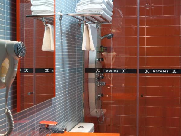 JC Rooms Santa Ana : photo 4 de la chambre chambre simple