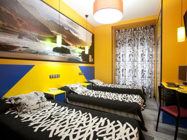 JC Rooms Santa Ana : photo 8 de la chambre chambre triple