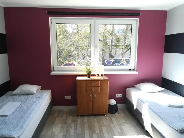 Tetris Sopot : photo 2 de la chambre chambre quadruple avec salle de bains privative séparée