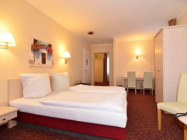 Hotel Behrmann : photo 6 de la chambre chambre double ou lits jumeaux