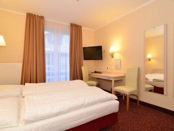 Hotel Behrmann : photo 1 de la chambre chambre double ou lits jumeaux