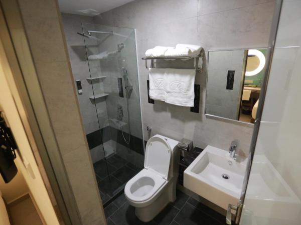 Pantai Regal Boutique Hotel : photo 3 de la chambre chambre familiale deluxe