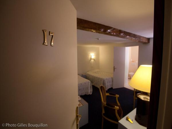 Hostel Toulouse Wilson : photo 3 de la chambre chambre lits jumeaux