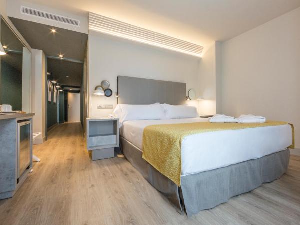 Catalonia Granada : photo 3 de la chambre chambre double avec terrasse