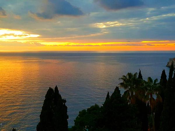 Apartments Sv.Jakov : photo 3 de la chambre chambre double avec terrasse - vue sur mer