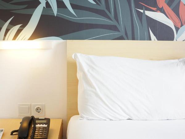 Liberta Hotel Kemang : photo 8 de la chambre chambre double ou lits jumeaux standard