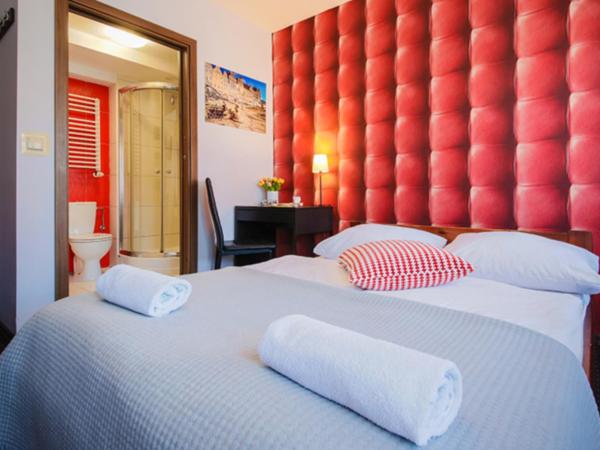 Boogie Deluxe Old Town : photo 3 de la chambre chambre double avec salle de bains privative