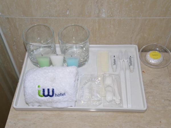 IW Hotel : photo 9 de la chambre chambre double standard