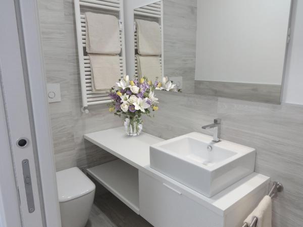 CHEZROMYK the K B&B : photo 7 de la chambre chambre triple