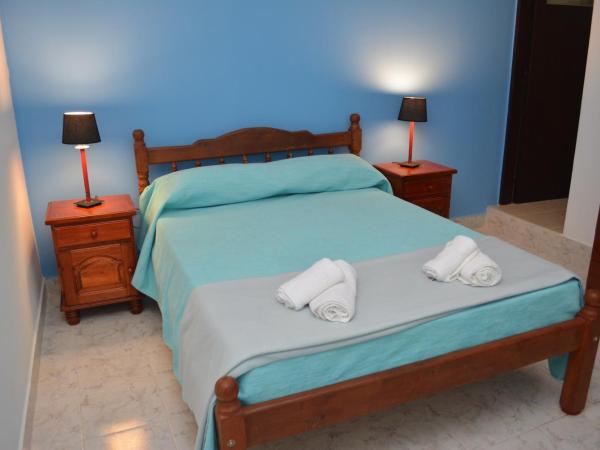 Hotel Isella : photo 1 de la chambre chambre double Économique