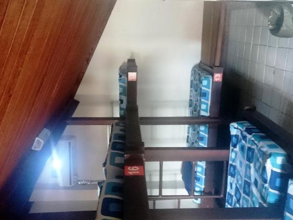 Laranjeiras Hostel : photo 5 de la chambre lit dans dortoir pour hommes de 8 lits avec climatisation