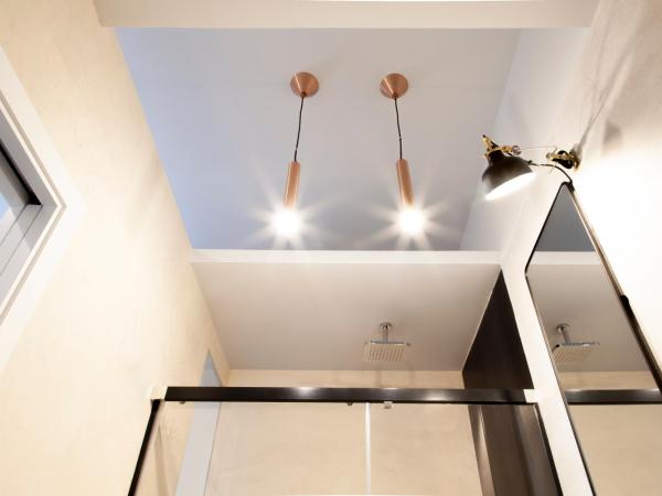 Welldone Metropol : photo 3 de la chambre chambre double - rez-de-chaussée