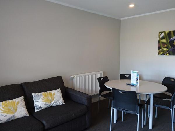 Taupo Debretts Spa Resort : photo 2 de la chambre appartement 2 chambres