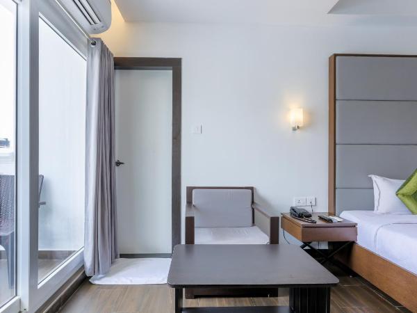 Hotel Crown Suites : photo 5 de la chambre suite familiale