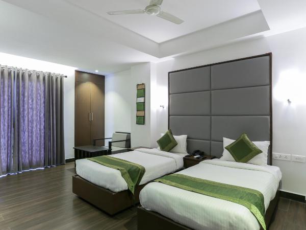 Hotel Crown Suites : photo 8 de la chambre chambre lits jumeaux deluxe