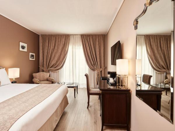 Epirus Palace Congress & Spa : photo 3 de la chambre chambre classique premium - vue sur piscine