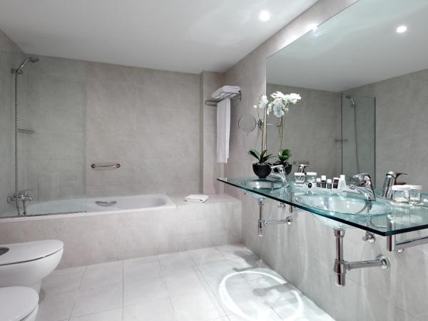 Exe Zaragoza WTC : photo 5 de la chambre chambre double ou lits jumeaux