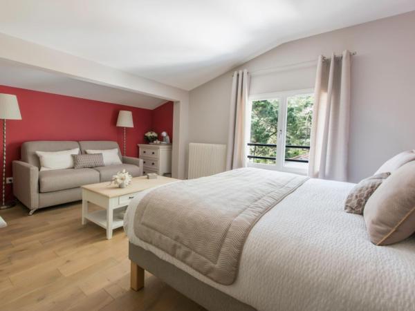 A l'Ombre des Pins : photo 4 de la chambre chambre triple confort