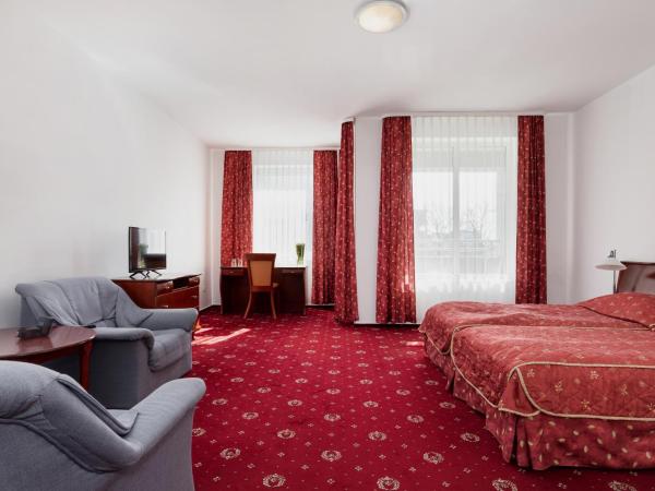 Aparthotel Etna : photo 1 de la chambre chambre quadruple Économique