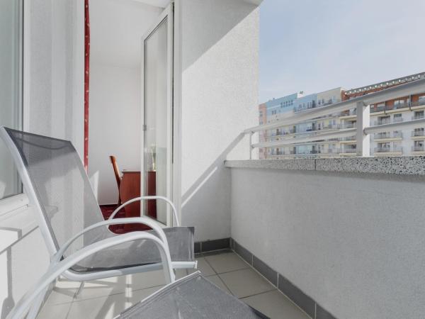 Aparthotel Etna : photo 3 de la chambre chambre quadruple Économique