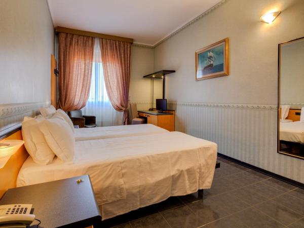 Hotel San Donato - Bologna centro : photo 2 de la chambre chambre lits jumeaux Économique