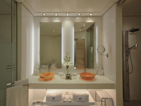 Las Arenas Balneario Resort : photo 9 de la chambre suite junior - vue sur mer