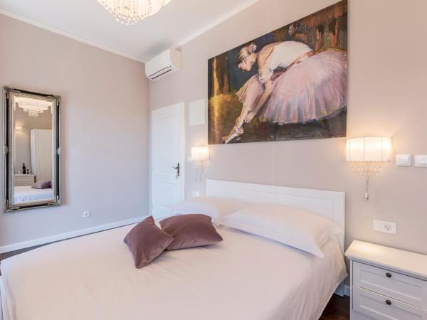 Theatre of Dreams Rooms : photo 1 de la chambre chambre double deluxe avec balcon