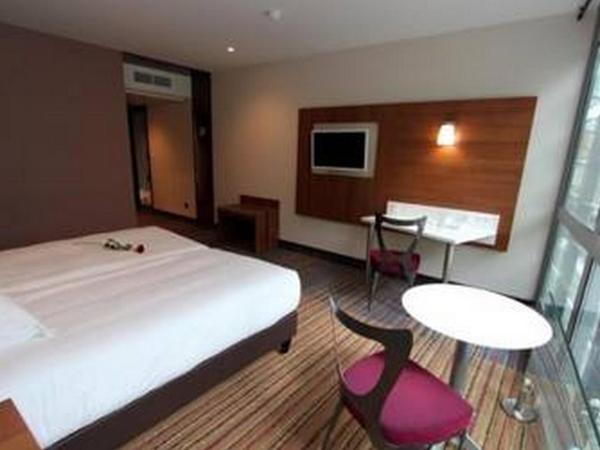 Hotel Lyon-ouest : photo 3 de la chambre chambre double ou lits jumeaux confort 