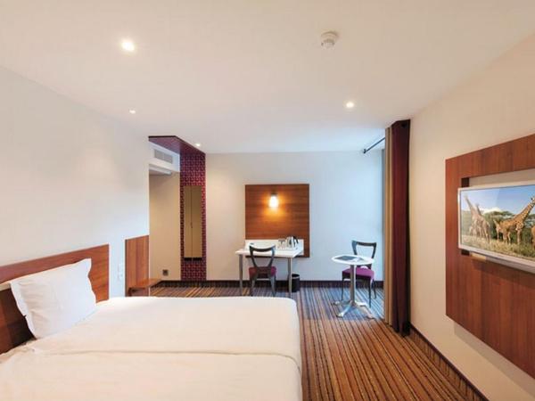 Hotel Lyon-ouest : photo 2 de la chambre chambre double ou lits jumeaux confort