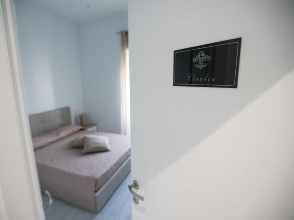 ESPOSITO PLAZA- ROOMS & SUITE : photo 9 de la chambre chambre double