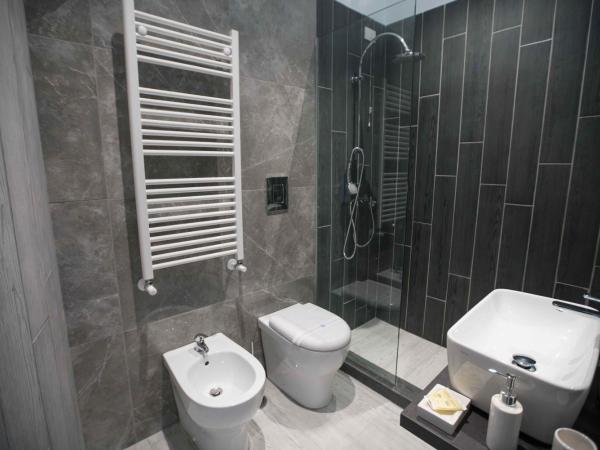 ESPOSITO PLAZA- ROOMS & SUITE : photo 10 de la chambre chambre double