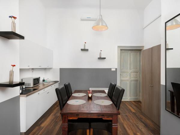 Karma Boutique Apartments : photo 6 de la chambre appartement 2 chambres