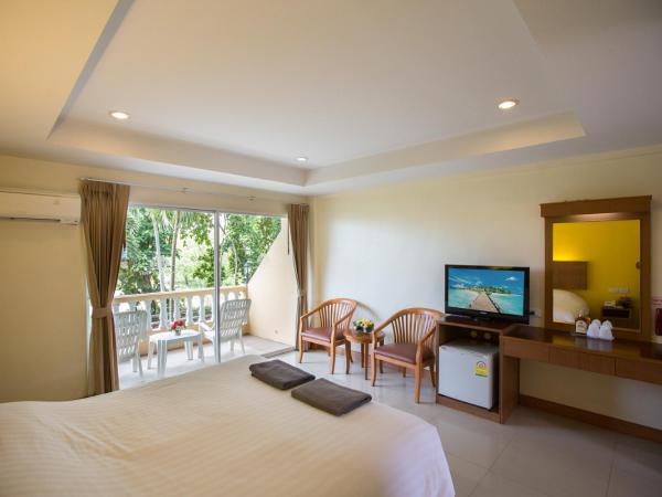 Twin Palms Resort Pattaya, SHA Extra Plus Certified : photo 3 de la chambre chambre double supérieure avec balcon