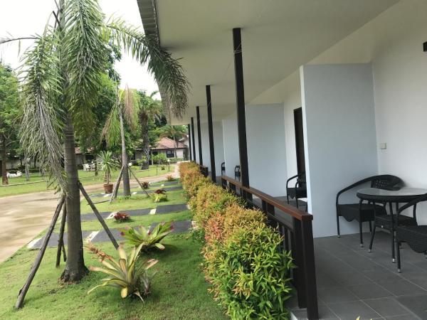 Chiangrai Green Park Resort : photo 7 de la chambre chambre lits jumeaux deluxe