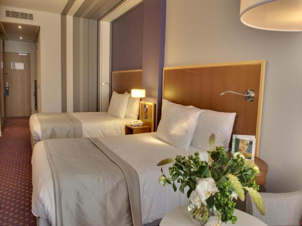 Radisson Blu Hotel Biarritz : photo 5 de la chambre chambre familiale avec vue sur l'océan