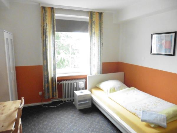 Gästehaus Grupello : photo 5 de la chambre chambre simple