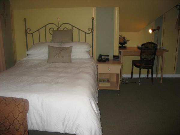 Victoria's Mansion Guest House : photo 4 de la chambre studio