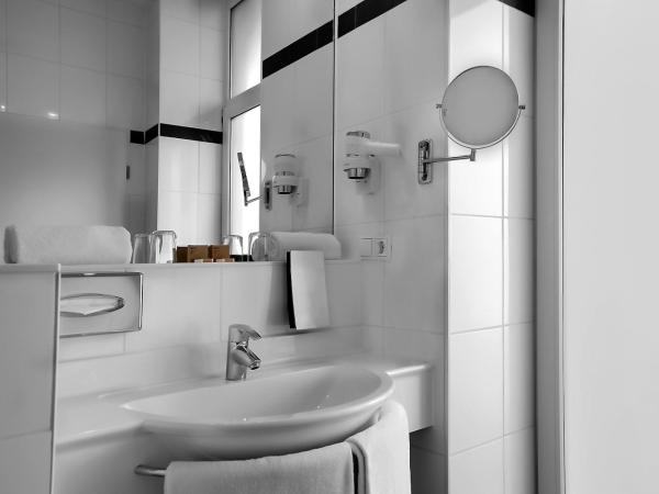 Grand Hotel Downtown : photo 5 de la chambre chambre triple